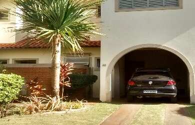 Imagem: A casa em condomínio possui 3 Dormitórios, 1 Suíte, 1 Banheiro