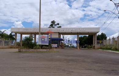 Imagem: O terreno possui 600m² de Área Privada e está localizado