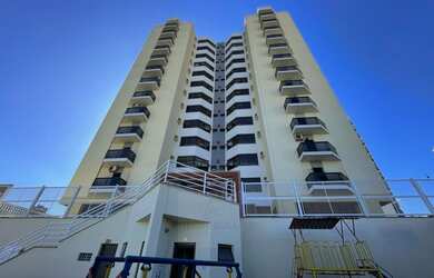 Imagem: O apartamento possui 3 Dormitórios, 1 Suíte, 3 Banheiros