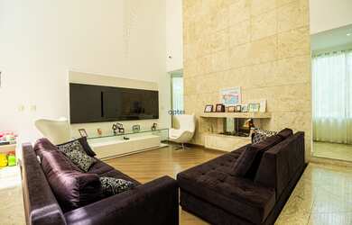 Imagem 3: Casa de Alto Padrão em Condomínio fechado Roland Garros no Jardim Hollywood