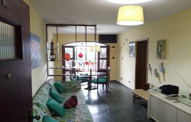 Imagem: O apartamento possui 4 Dormitórios, 1 Suíte, 2 Banheiros