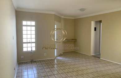 Imagem: A loja possui 2 Dormitórios, 2 Banheiros, 196m² de Área e