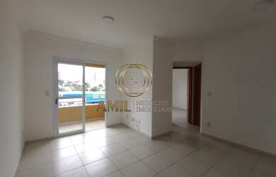 Imagem: O apartamento possui 2 Dormitórios, 1 Suíte, 2 Banheiros