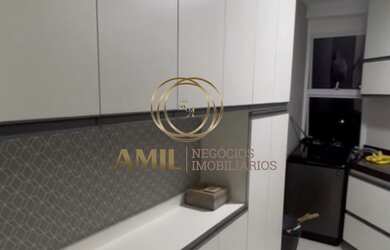 Imagem: O apartamento possui 2 Dormitórios, 1 Banheiro, 1 Vaga na garagem