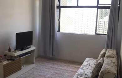 Imagem: O apartamento possui 1 Dormitório, 1 Banheiro, 1 Vaga na garagem