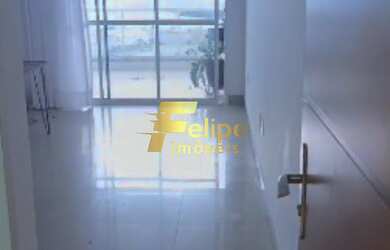 Imagem: O apartamento possui 2 Dormitórios, 1 Suíte, 2 Banheiros