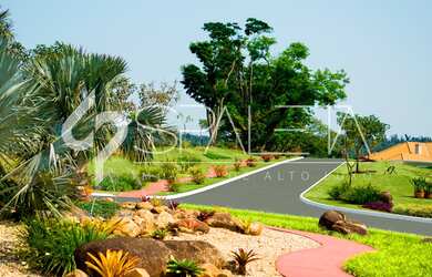 Imagem 7: Lote com vista para o lago à venda na Fazenda Serrazul I em Itupeva