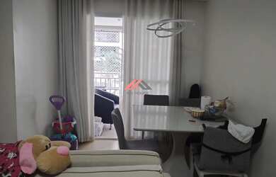 Imagem: O apartamento possui 2 Dormitórios, 1 Suíte, 2 Banheiros