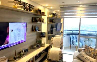 Imagem: O apartamento possui 2 Dormitórios, 1 Suíte, 1 Banheiro, 1