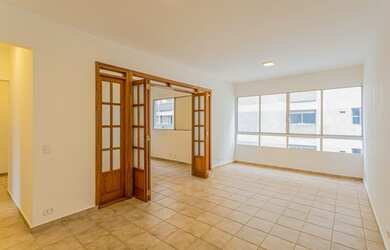 Imagem: O apartamento possui 3 Dormitórios, 1 Suíte, 3 Banheiros