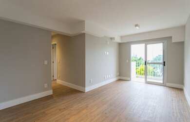 Imagem: O apartamento possui 3 Dormitórios, 1 Banheiro, 1 Vaga na garagem