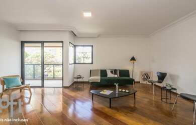 Imagem: O apartamento possui 4 Dormitórios, 2 Suítes, 5 Banheiros