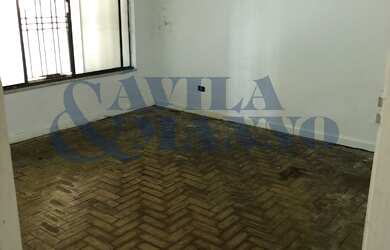 Imagem: A casa à venda possui 3 Dormitórios, 2 Banheiros, 2 Vagas