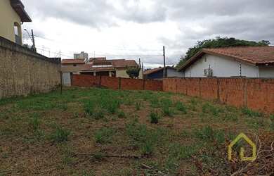 Imagem: O terreno possui 300m² de Área e está localizado em Vila