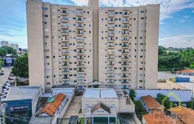 Imagem: O apartamento possui 2 Dormitórios, 1 Banheiro, 2 Vagas na