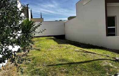 Imagem: O terreno possui 150m² de Área e está localizado em Jardim