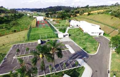 Imagem: O terreno possui 457m² de Área Privada e está localizado