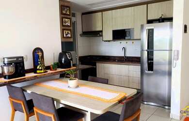 Imagem: O apartamento possui 2 Dormitórios, 2 Banheiros, 1 Vaga na