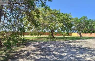 Imagem: O terreno possui 10800m² de Área e está localizado em Córrego