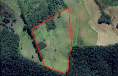 Imagem 2: Terreno dos Sonhos em Gonçalves Vista Exuberante, Nascente, Ótima Topografia