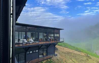 Imagem 2: Conforto e Sofisticação com vista deslumbrante da Serra da Mantiqueira...