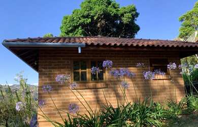 Imagem 2: Belissima Casa com Vista Deslumbrante para Serra da Mantiqueira