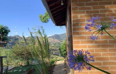 Imagem 3: Belissima Casa com Vista Deslumbrante para Serra da Mantiqueira