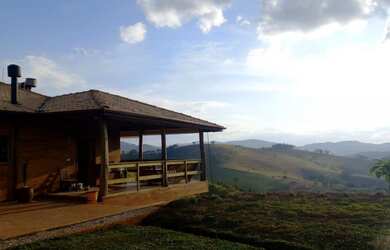 Imagem 2: Linda Casa com Vista para Montanha