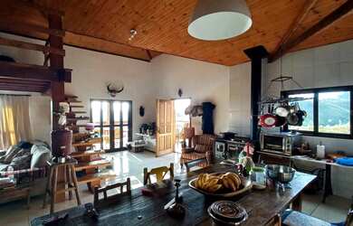 Imagem 11: Linda Casa com Vista para Montanha