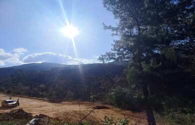 Imagem: A fazenda possui 48400m² de Área e está localizado em Centro