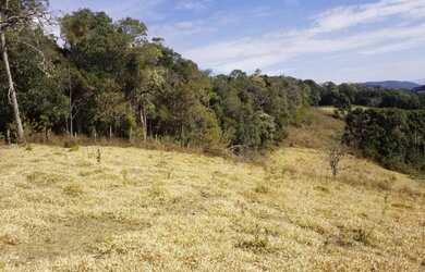 Imagem 15: Terreno dos Sonhos em Gonçalves Vista Exuberante, Nascente, Ótima Topografia