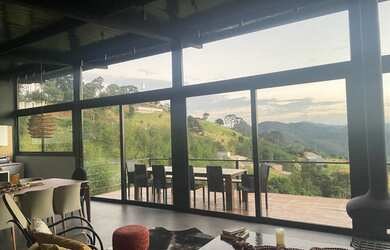 Imagem 13: Conforto e Sofisticação com vista deslumbrante da Serra da Mantiqueira...