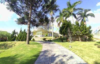 Imagem: Casa à venda no bairro Chácaras Alpina com 5 suítes