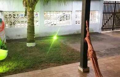 Imagem: A casa possui 3 Dormitórios, 2 Banheiros, 3 Vagas na garagem