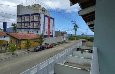 Imagem: A casa possui 2 Dormitórios, 2 Suítes, 3 Banheiros, 1 Vaga