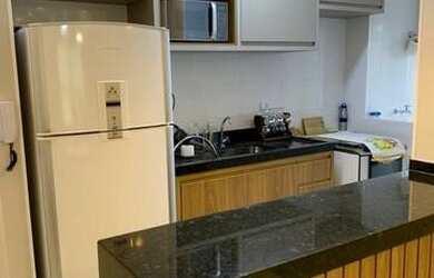 Imagem: O apartamento possui 2 Dormitórios, 1 Suíte, 2 Banheiros