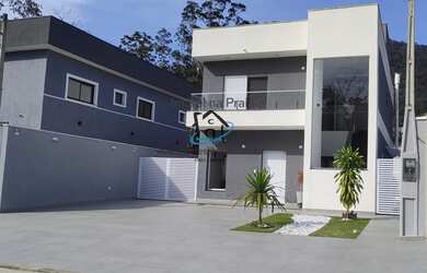 Imagem 3: Sobrado em Condomínio para Venda em Caraguatatuba / SP no bairro Praia...