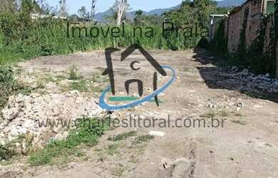 Imagem: O terreno possui 300m² de Área Privada e está localizado