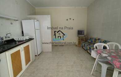 Imagem: A casa possui 1 Dormitório, 1 Banheiro e 55m² de Área Privada