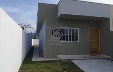 Imagem 2: Casa para Venda em Caraguatatuba / SP no bairro Balneario dos Golfinhos