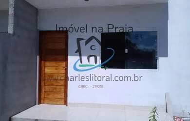 Imagem: A casa possui 2 Dormitórios, 1 Suíte, 2 Banheiros, 1 Vaga