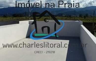 Imagem: A casa possui 2 Dormitórios, 1 Suíte, 2 Banheiros, 2 Vagas