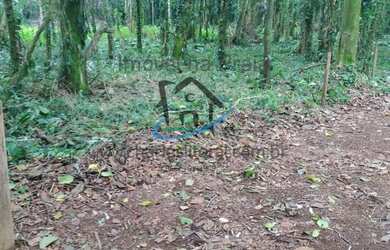 Imagem: O terreno possui 1100m² de Área Privada e está localizado