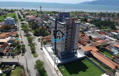 Imagem: O apartamento possui 2 Dormitórios, 1 Suíte, 2 Banheiros