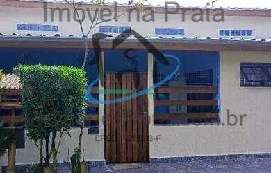 Imagem: A casa possui 2 Dormitórios, 1 Suíte, 1 Banheiro, 1 Vaga na