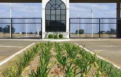 Imagem: O terreno possui 920m² de Área Privada, Imóvel novo e Piscina