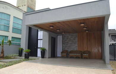 Imagem: A casa possui 3 Dormitórios, 3 Suítes, 4 Banheiros, 4 Vagas