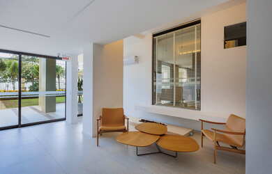 Imagem 9: Edifício Embaixador, 3 dormitórios, 1 banheiros, 1M² de Área Construída