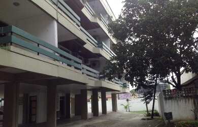 Imagem: O apartamento possui 3 Dormitórios, 1 Suíte, 1 Banheiro, 2