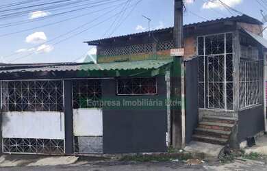 Imagem: A casa possui 1 Dormitório, 1 Banheiro, 1 Vaga na garagem